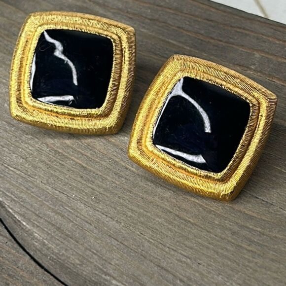 Vintage Napier Screw Back Earrings - Picture 1 of 6